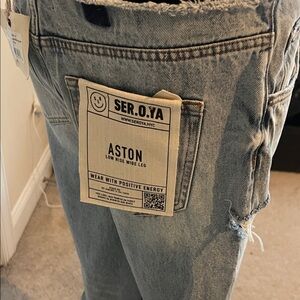 SER.O.YA Aston Low Rise Wide Leg Jeans in Light Blue